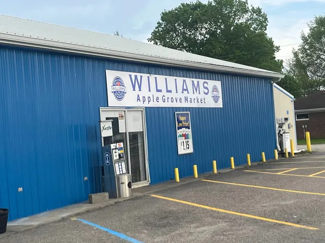 Williams Apple Grove Market