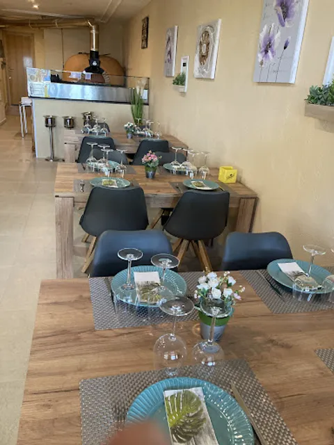 Pizzeria Restaurante Roca Mar