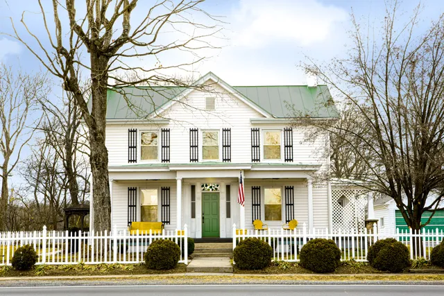 Basswood - A Quiet & Creative Getaway