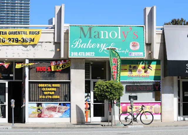 MANOLY'S BAKERY & CAFE
