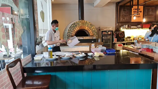 ICEBERG PIZZA AND GELATO