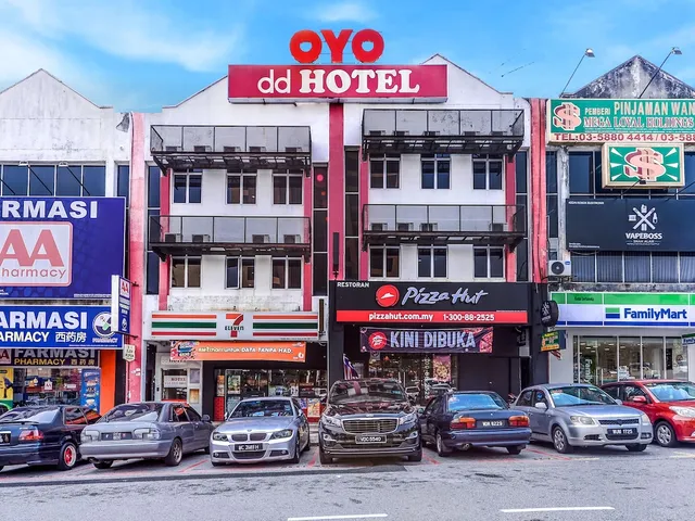 Super OYO 530 Dd Hotel