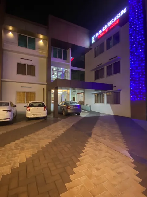 KUMARS PARASSINI TOURIST HOME