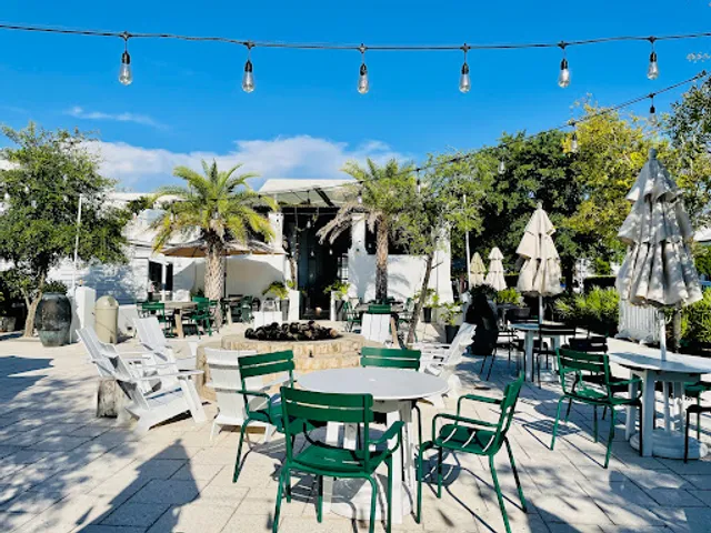 Raw & Juicy Alys Beach