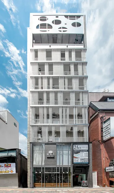 Xcell Hiroshima Nagarekawa