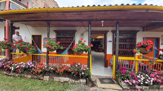 Hostal Las Flores Jardín