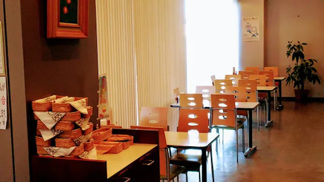 カフェテラスピーア