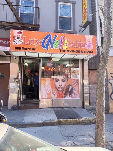 Queen African market