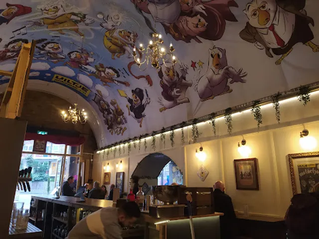 Dutch Taproom - It ain't much, if it ain't Dutch