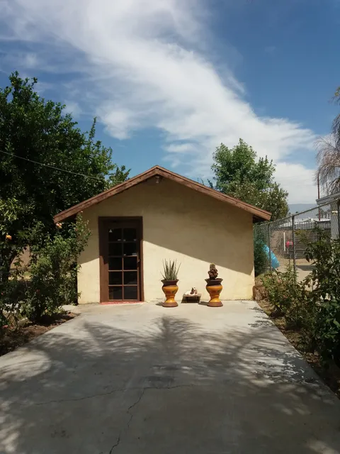 Guido Guijarro Dress Maker and Expert Alterations