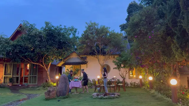 Dreaming Village - Lang Tinh Mo