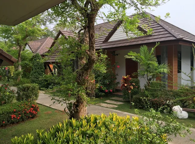 Hotel Mahasarakham Vine Bloom, Phakawan Hotel