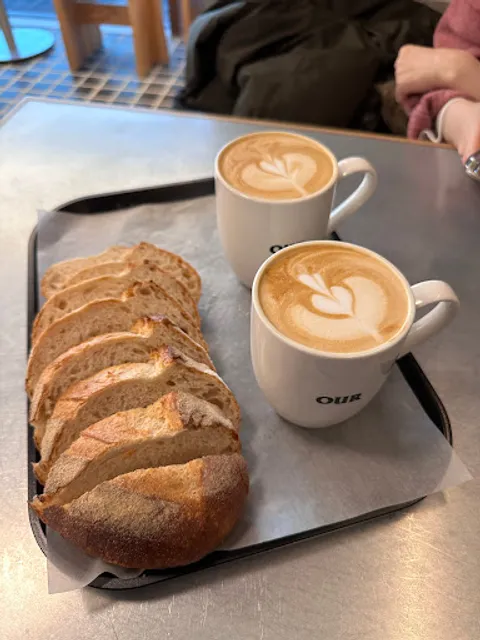 아우어베이커리 피스카 바이 라피아노점