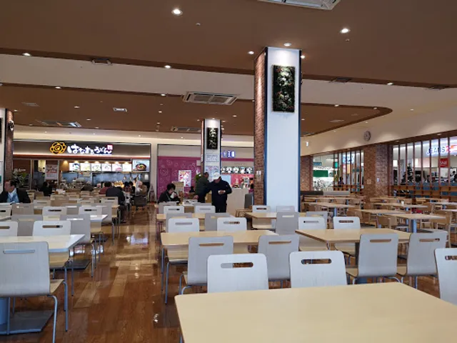 Ringer Hut NITORI MALL Higashi-Osaka