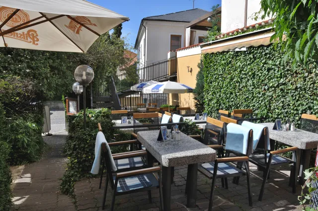 Restaurant - Café HARMONIA, u sv. Jakuba