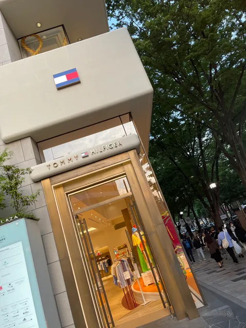 Tommy Hilfiger Omotesando Store