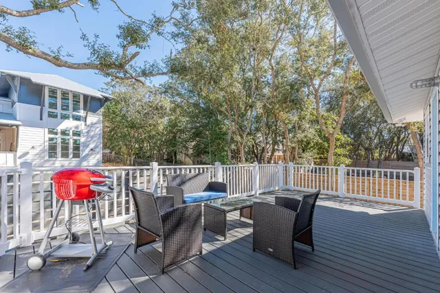 Powder to Surf - 30A Beach Cottage - Family Ready - Steps to Beach