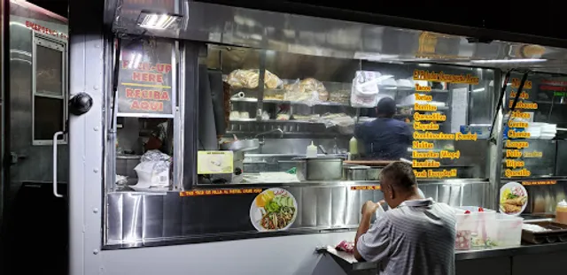 El Paladar Oaxaqueno Taco Truck