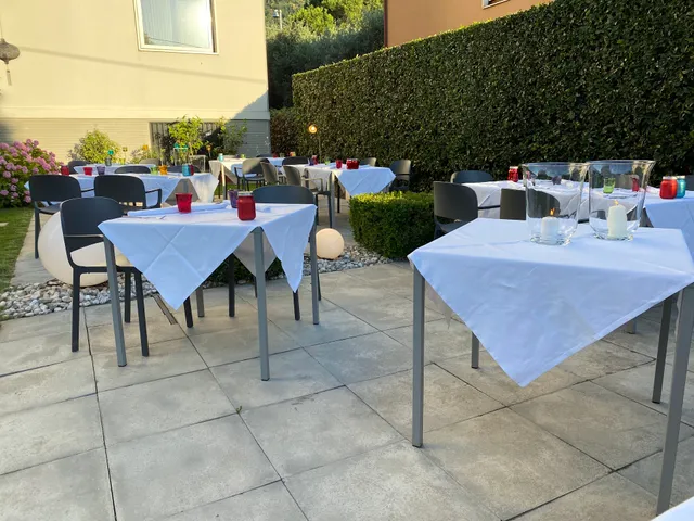 Hotel Rosa S.N.C. Di Sina Michele E C