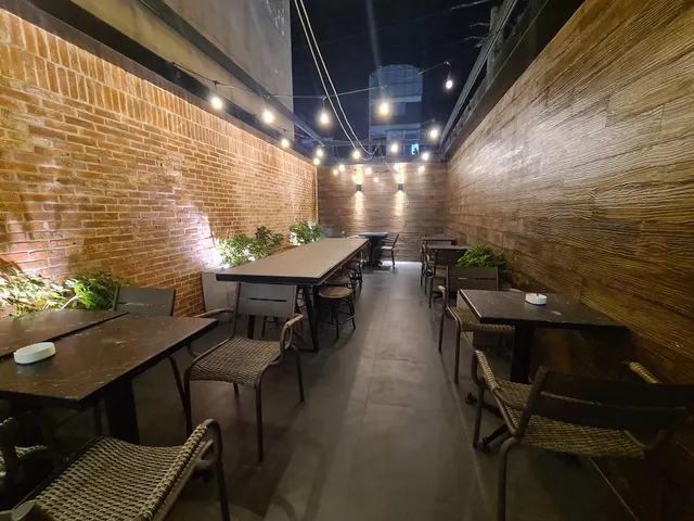 Phuc Long Coffee & Tea