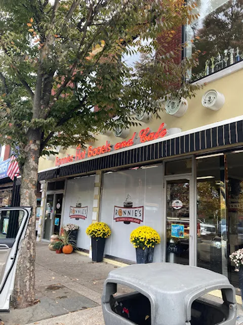 Ronnie's Hot Bagels Hillsdale
