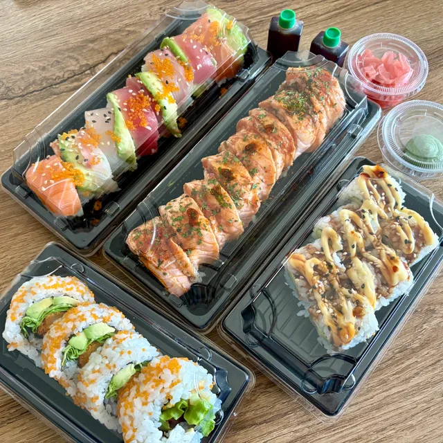 TORNADO restaurant sushi