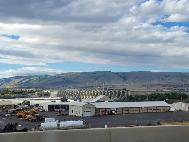 The Dalles Dam