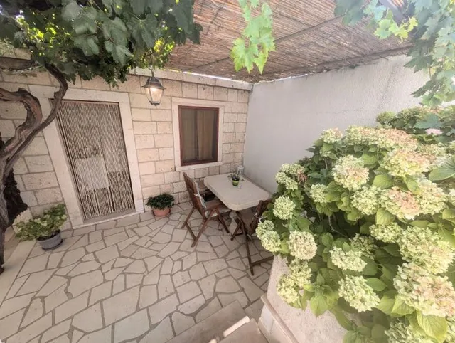 Apartmani Ante, Lumbarda