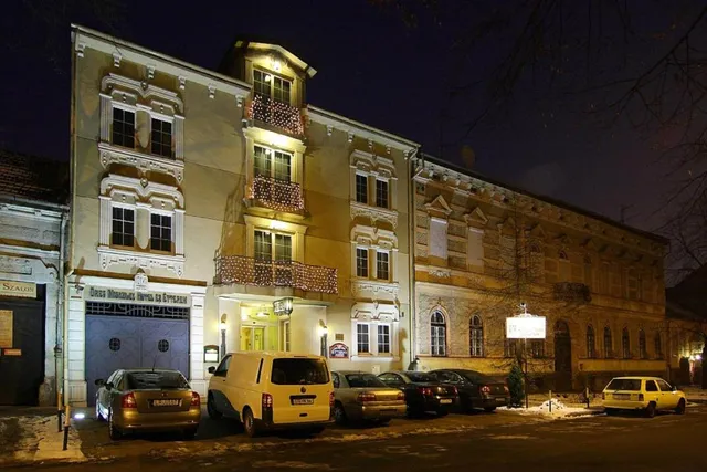 Old Miskolcz Hotel & Restaurant