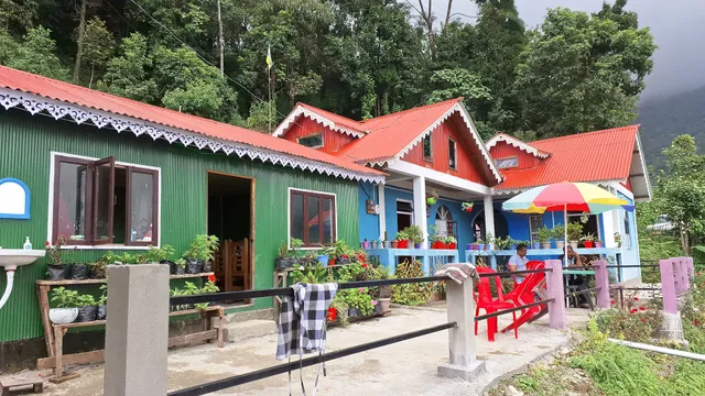 Mamring Homestay - Philamon Mukhia