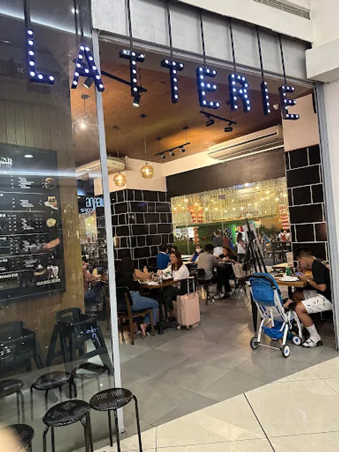 Pound x Flatterie - Mall of Asia