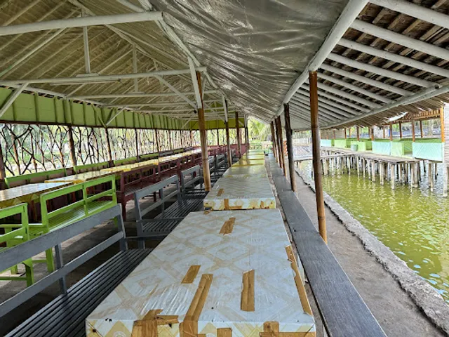 Rumah makan sari asih Abah karsu