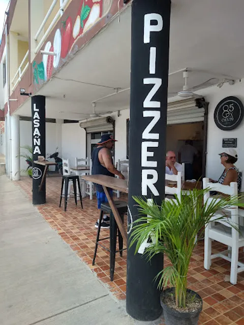 85xciento La Vera Pizza al Taglio