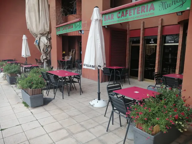 Bar Cafeteria Muñoz Yang