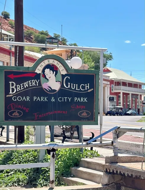 Bisbee Brownstone Suites