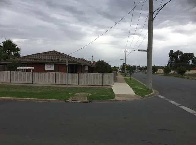 Maude Street Apartments