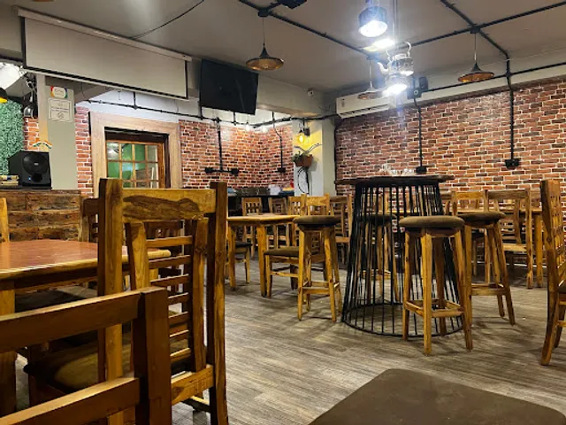 Ketli The Retro Cafe