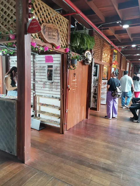 Recinto Gastronómico y Artesanal