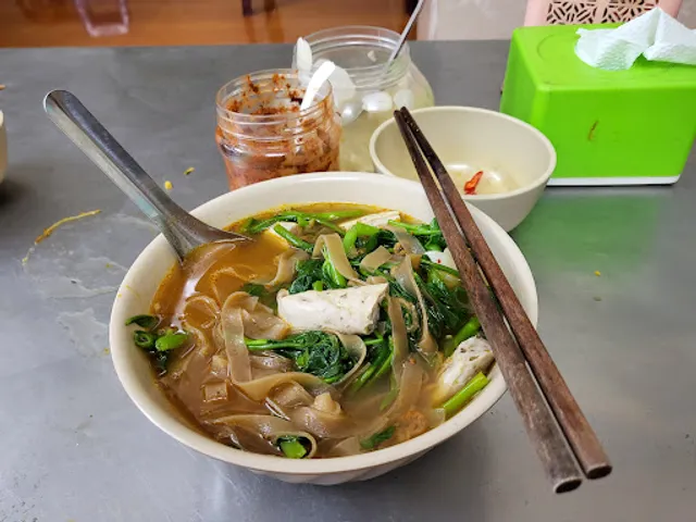 Bánh Đa Cua Miến Trộn