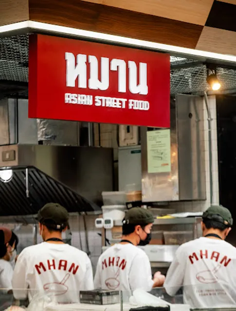 MHAN Siam Center - หมาน Asian Street Food