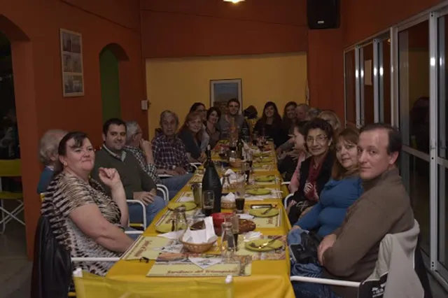 PATIO CERVECERO "Jardines del Triangular"