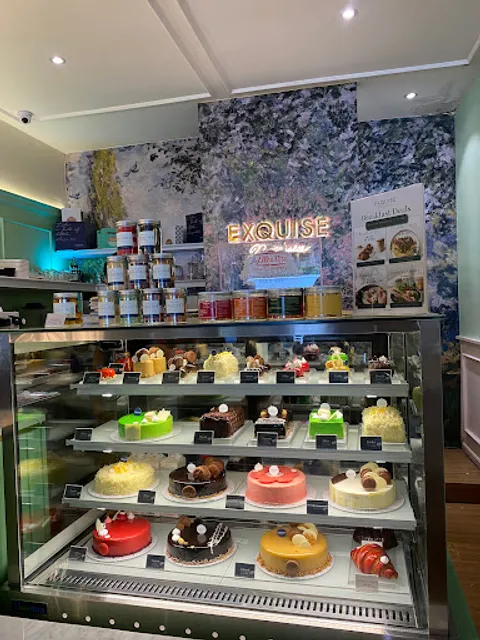 Exquise Bistro & Patisserie - Gunawarman