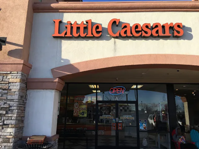 Little Caesars Pizza