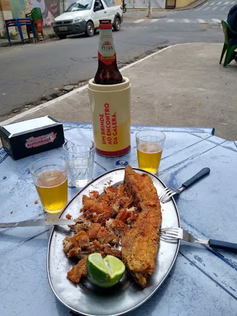 Bar Three Little Pigs