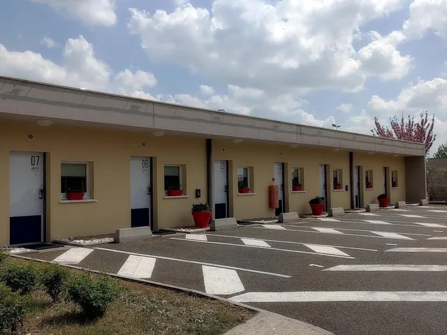 ACE Hôtel Travel Athée-sur-Cher - A85 Aire du Val de Cher