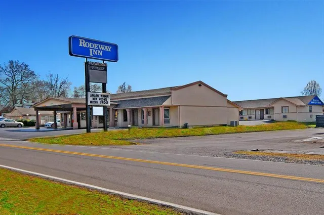 Rodeway Inn Goodlettsville South