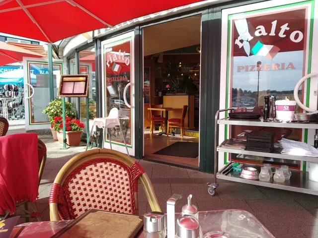 Ristorante Pizzeria Eiscafé Rialto