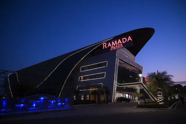 Ramada Plaza