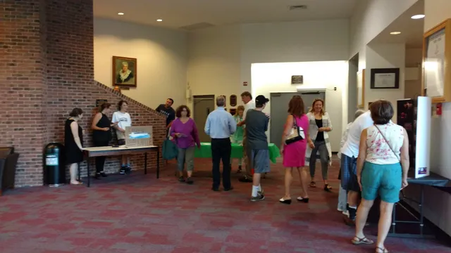 Janet Kinghorn Bernhard Theater