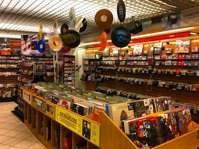 Gibert Disc Musique, Vidéo & Papeterie